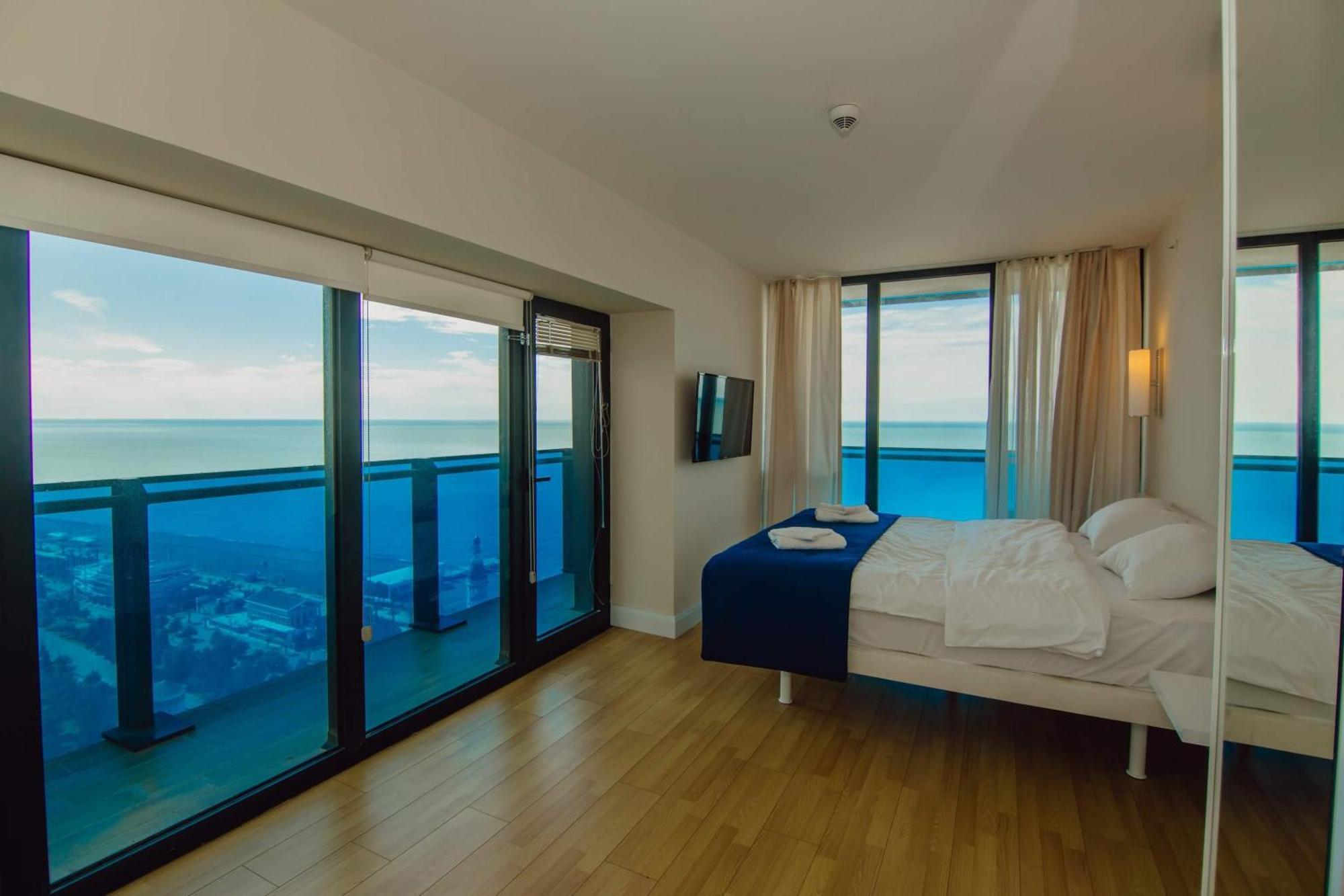 Orbi City Black Sea View Aparthotel Батумі Екстер'єр фото