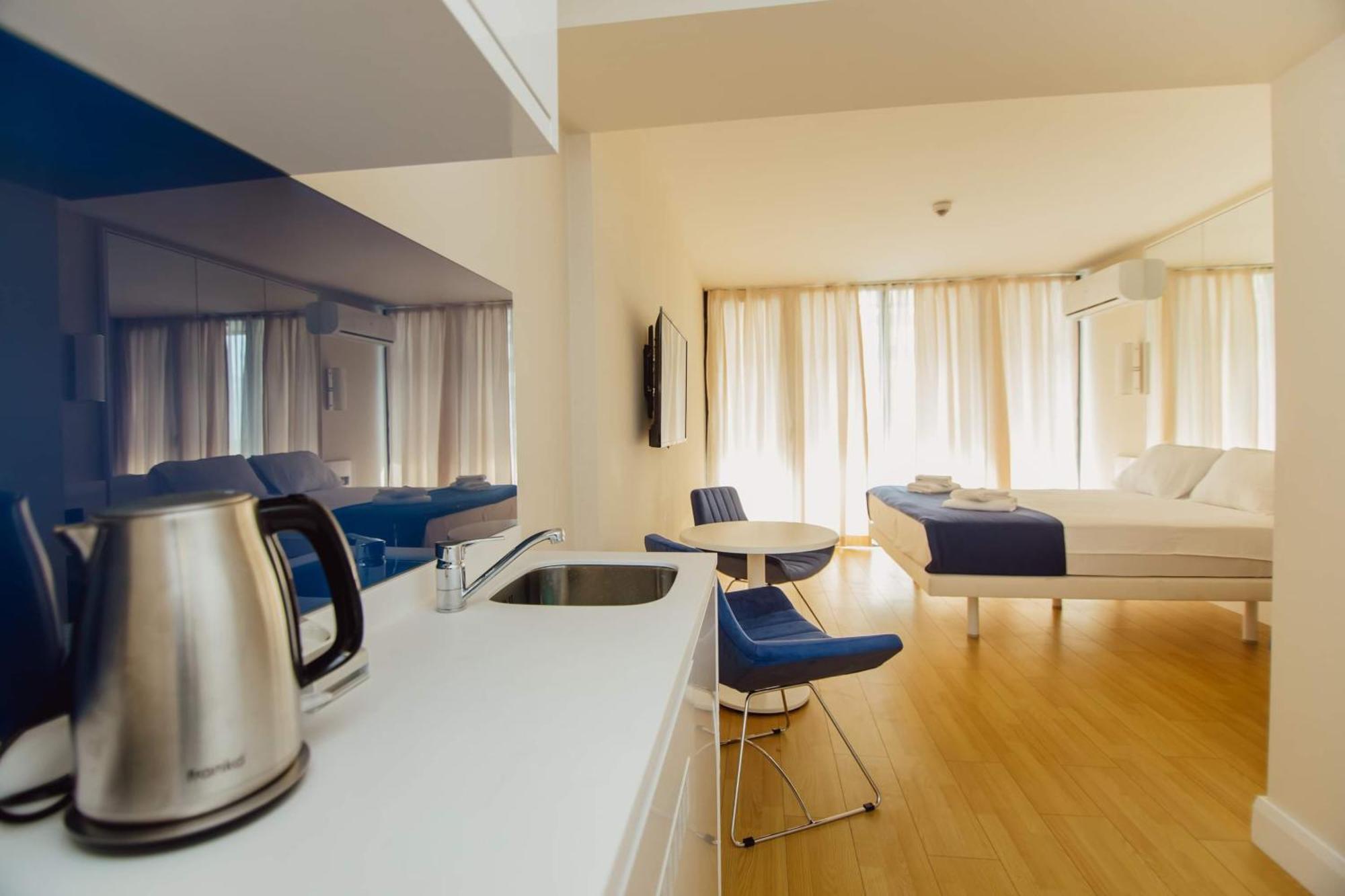 Orbi City Black Sea View Aparthotel Батумі Екстер'єр фото