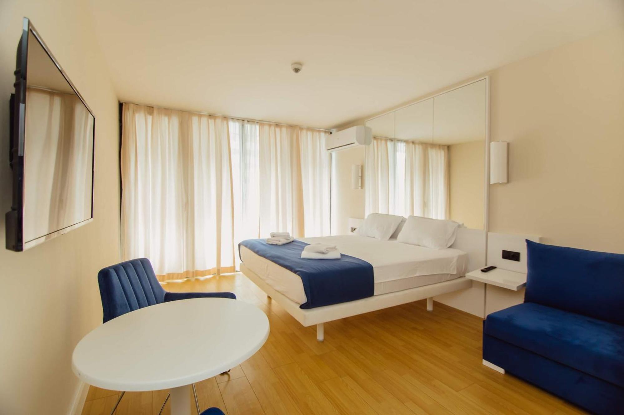 Orbi City Black Sea View Aparthotel Батумі Екстер'єр фото