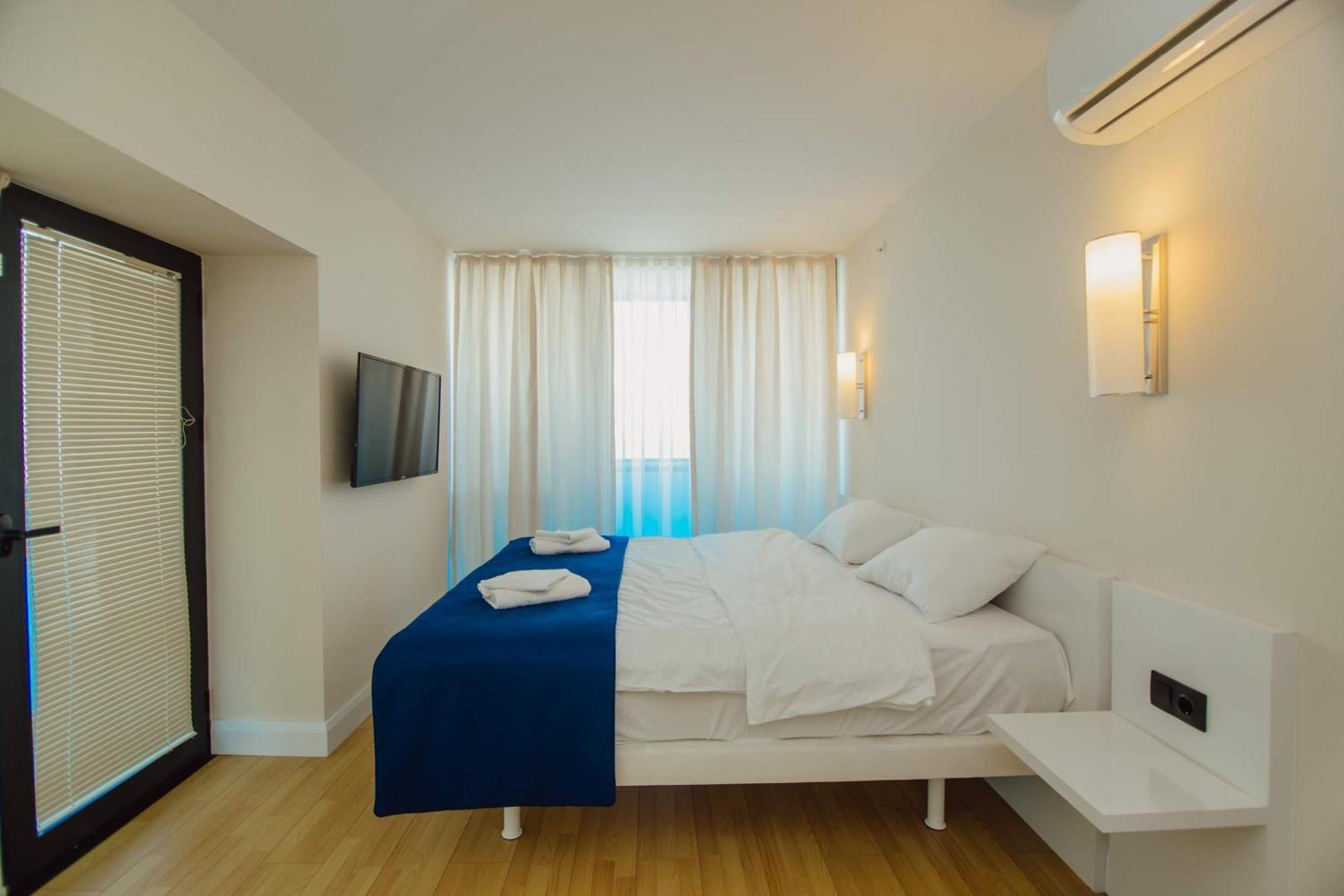 Orbi City Black Sea View Aparthotel Батумі Екстер'єр фото